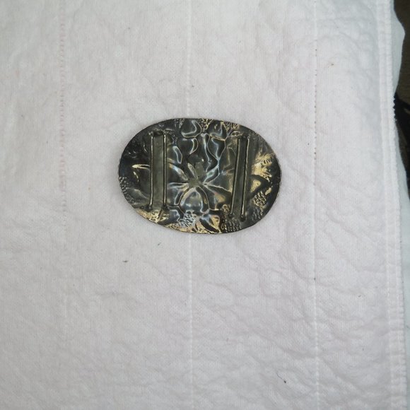 Silver Black Floral Belt Buckle - Picture 2 of 2